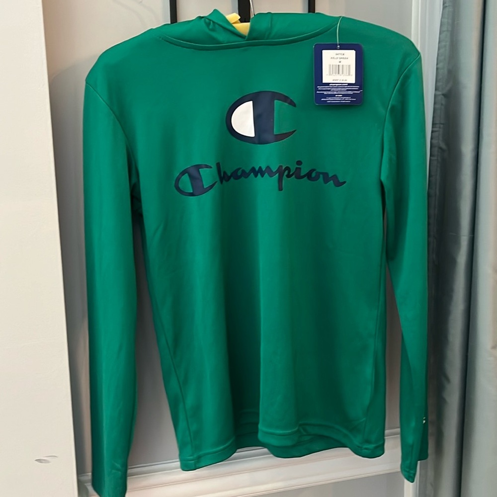 Champion Brand new boys long sleeve polyester (performance feel) hoodie size M